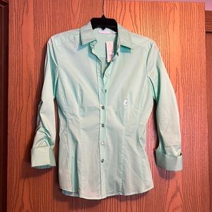 New York & Company 3/4 Sleeve Button Down Blouse